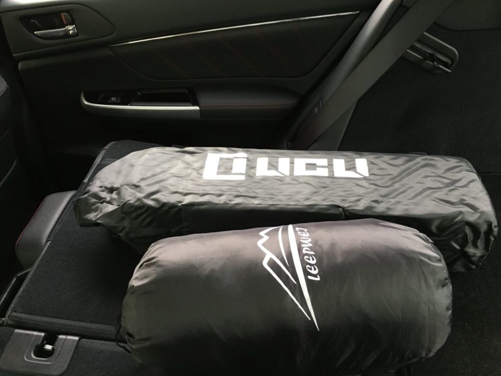 レヴォーグで車中泊をする為のマットと寝袋を買ってみた